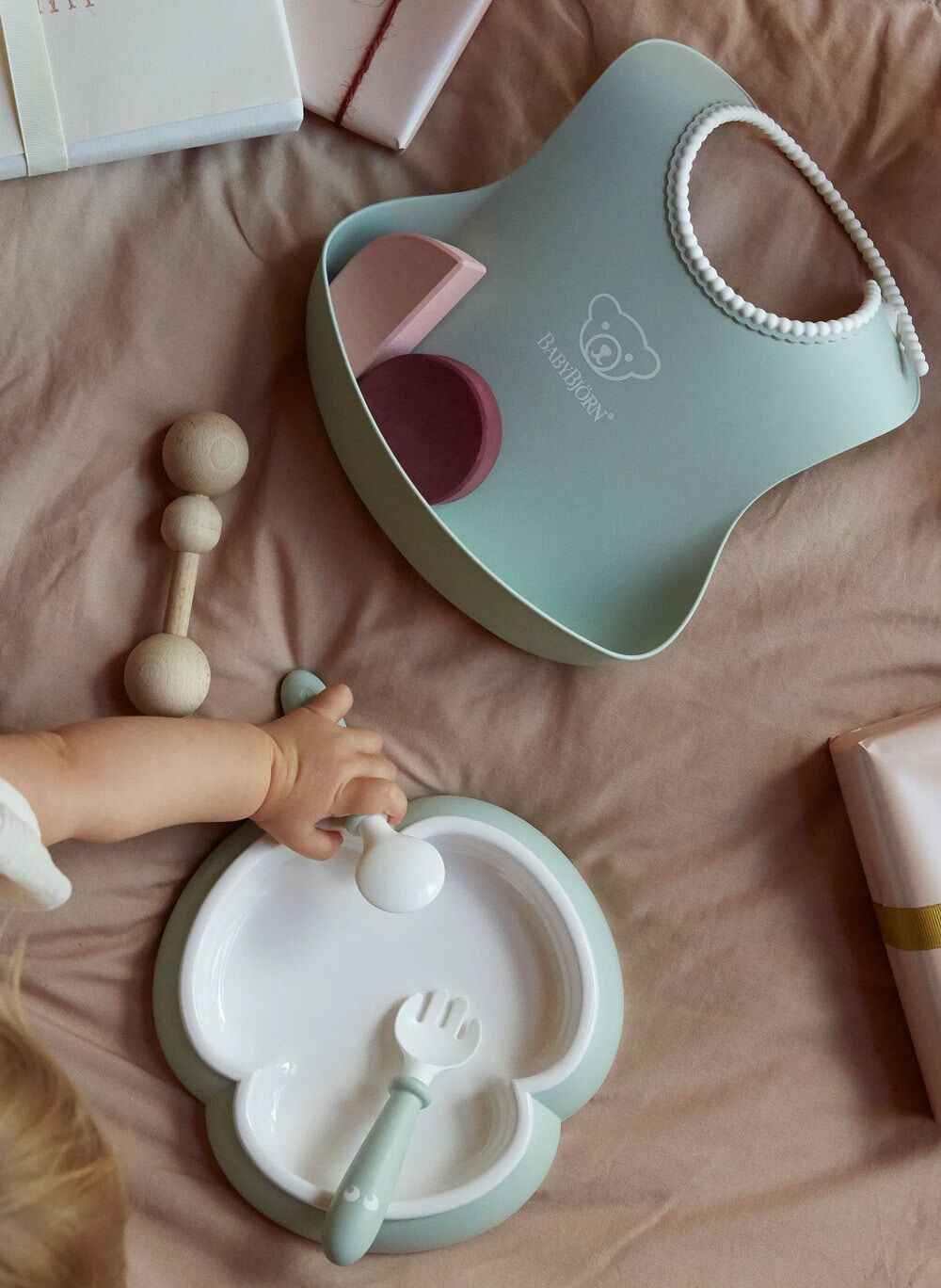 Babybjorn Baby Dinner Set - Powder Green - Image 4