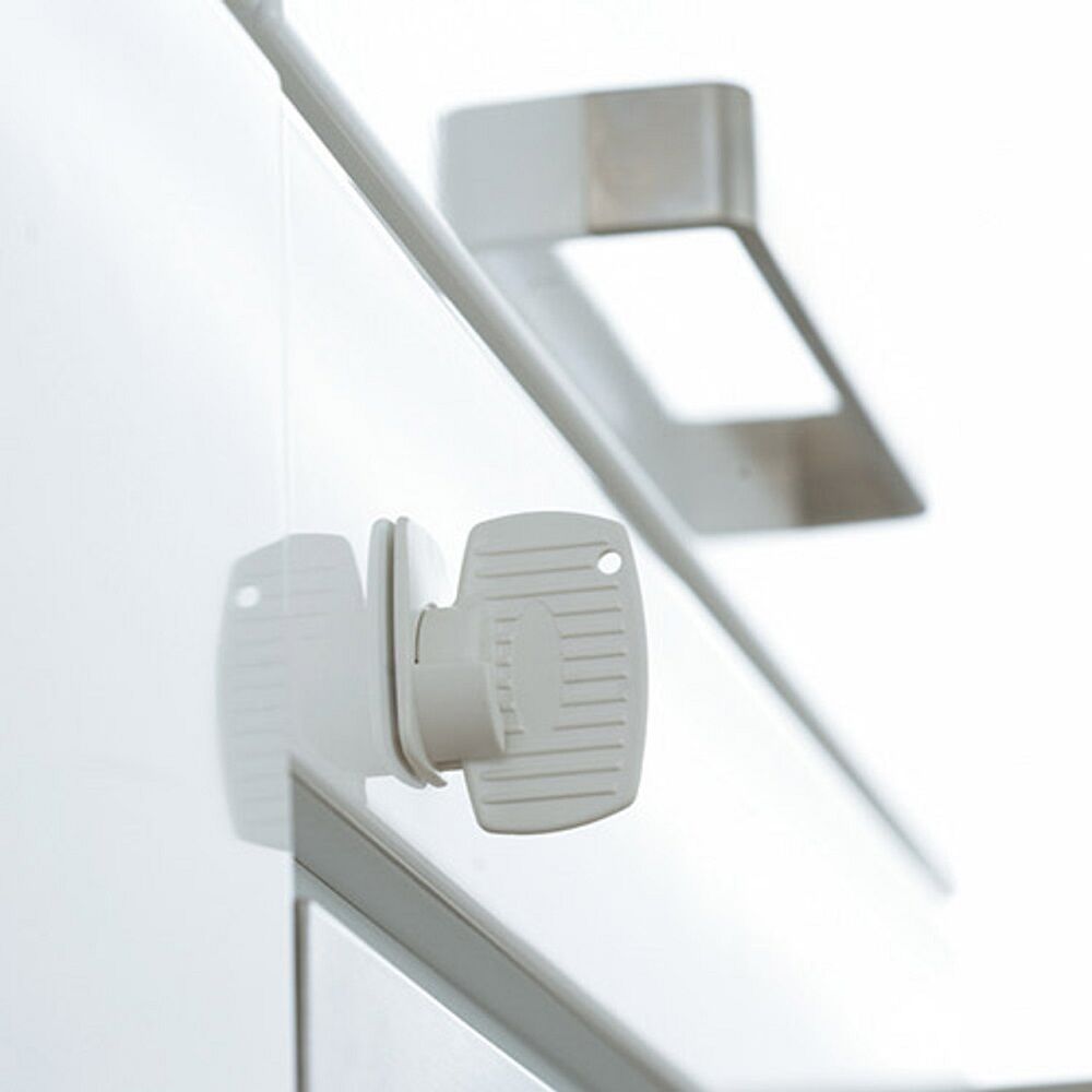 BabyDan Magnet Cabinet Lock - Image 2