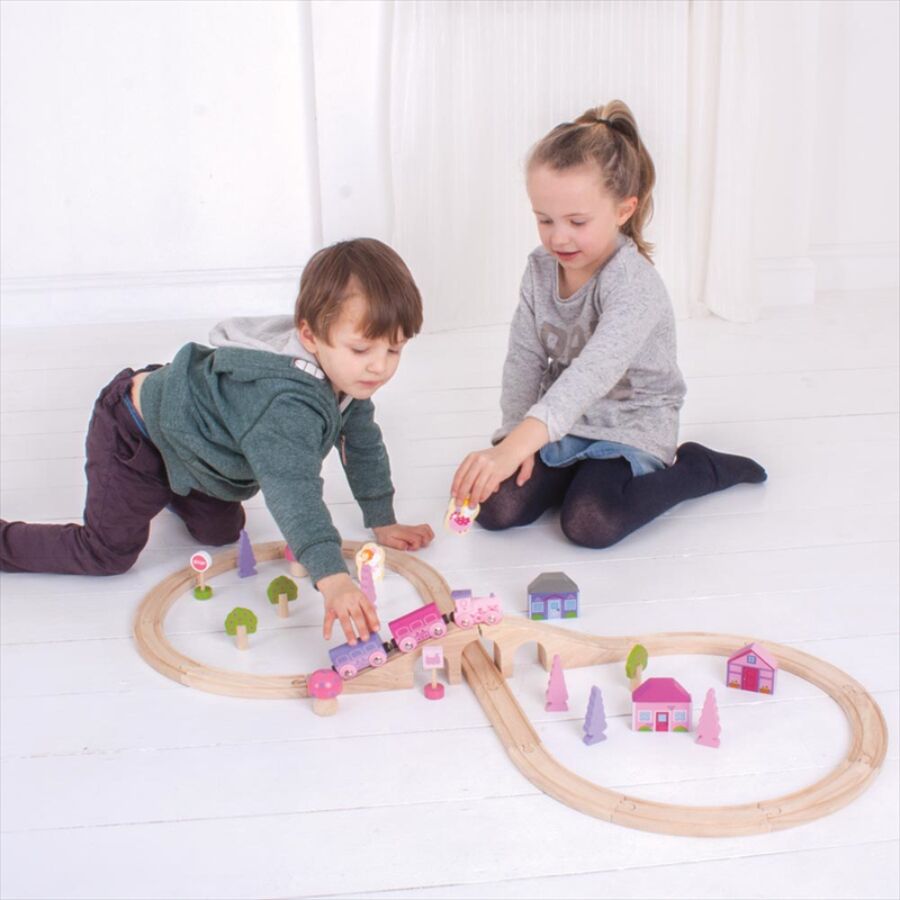 BigJigs Fairy Figure Of Eight Train Set - Image 8