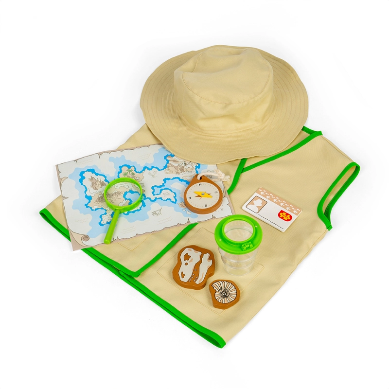 This fantastic Bigjigs Explorer Dress Up Set features everything little explorers will need to embark on their own backyard adventures.