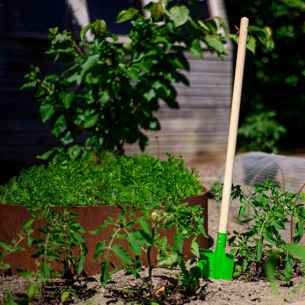 Bigjigs Long Handled Shovel - Image 2