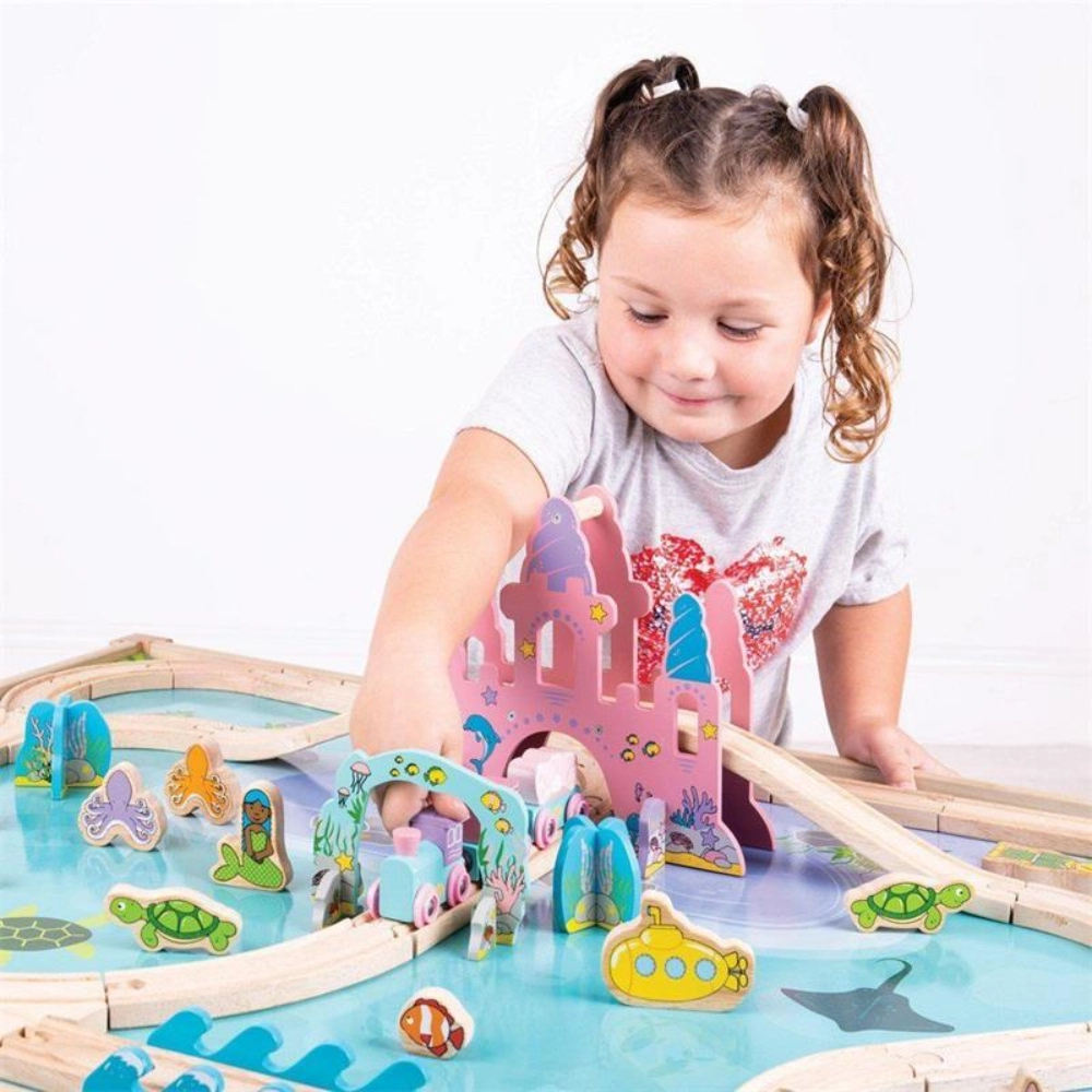 Bigjigs Mermaid Train Set With Table 09