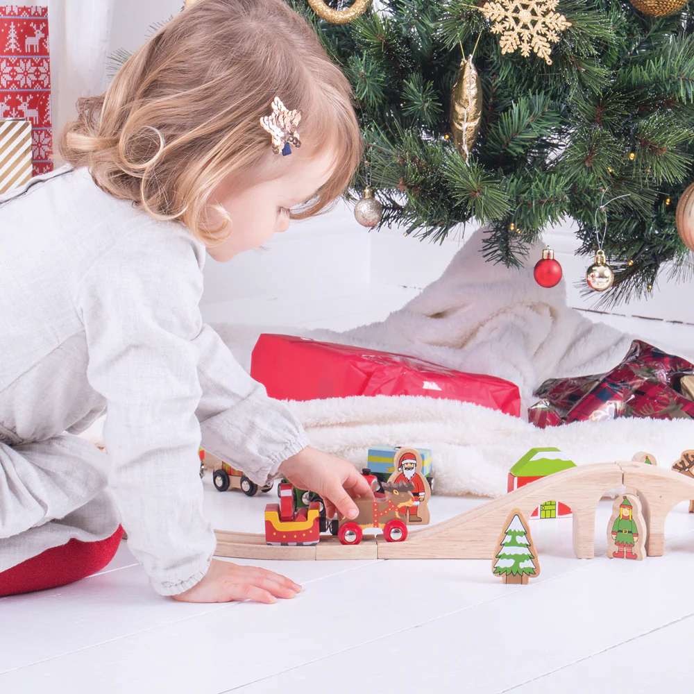 Bigjigs Toys Santa Sleigh With Reindeer 4