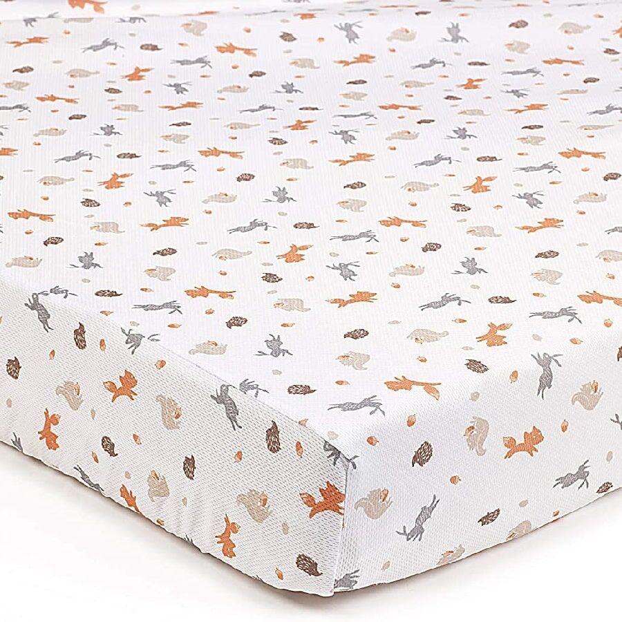 Breathablebaby Super Dry Sheets Enchanted Forest are hi-performance breathable fitted sheets that are super soft, and will keep baby comfy and dry all night.