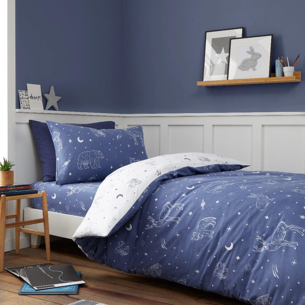 Brushed Starlight Animals Toddler Duvet Cover Set is a wonderful 100% Cotton kids bedding set from Little Bianca featuring of hand-drawn animals