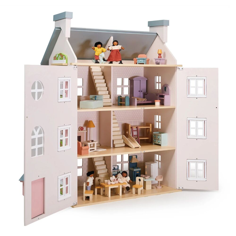 With 6 opening and closing shuttered front windows and a porched door can also be opened and closed,