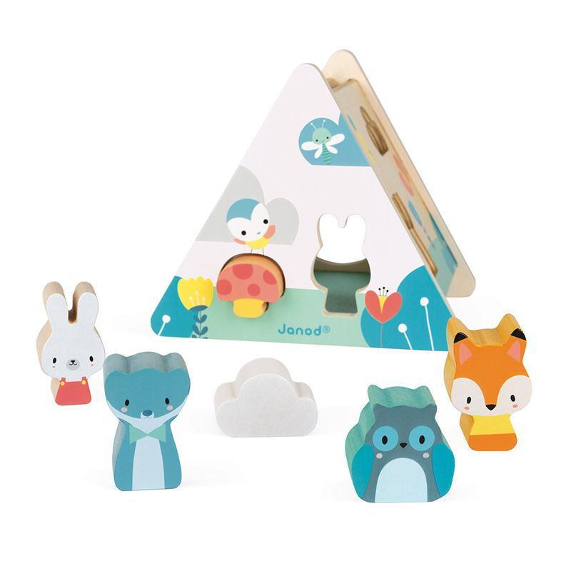 The Janod Pure Shape Sorter is a truly lovely shape sorter with very soft, contemporary colours and super cute animals. Suitable from 18 months