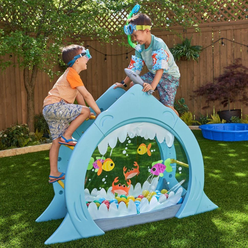 Kidkraft Shark Escape Climber - Image 2