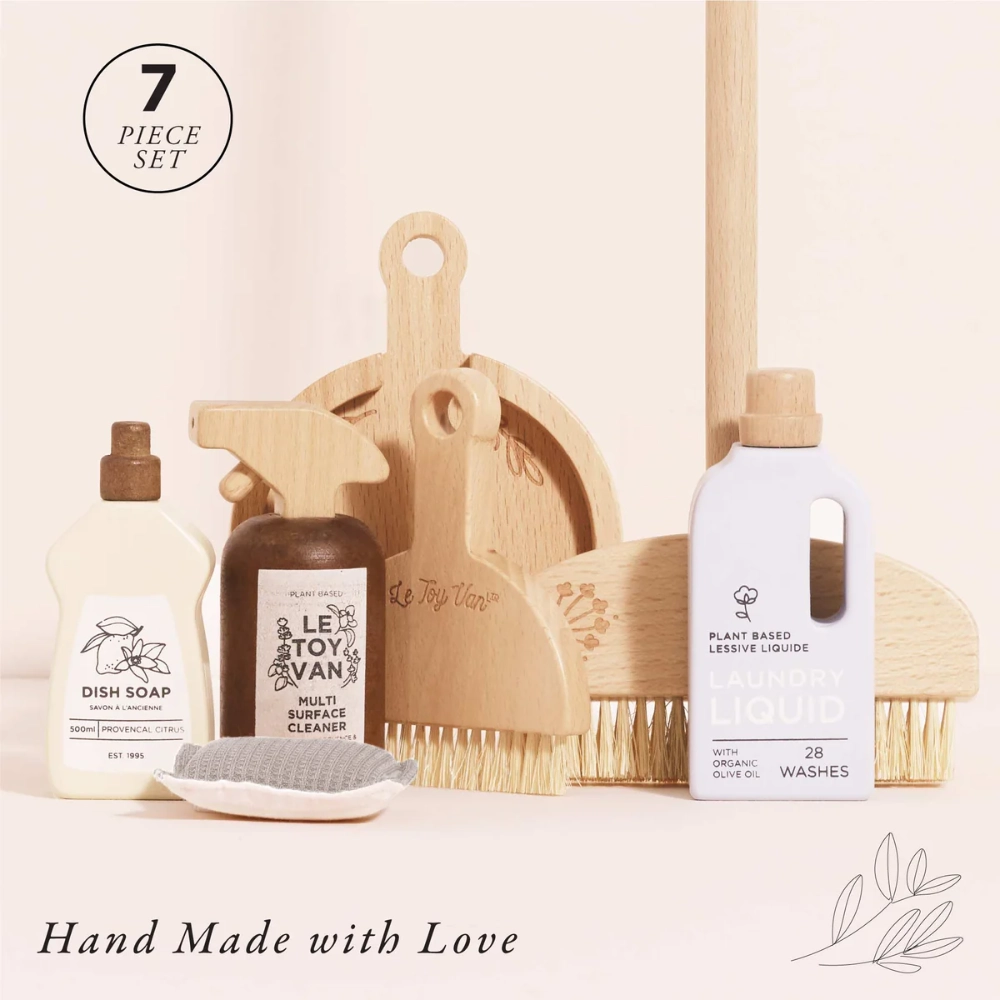 Le Toy Van 7 Piece Eco friendly Cleaning Set 1