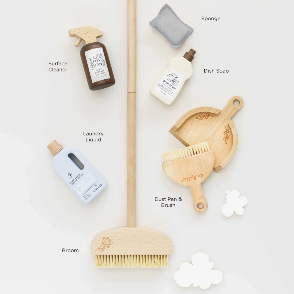 Le Toy Van 7 Piece Eco friendly Cleaning Set 2