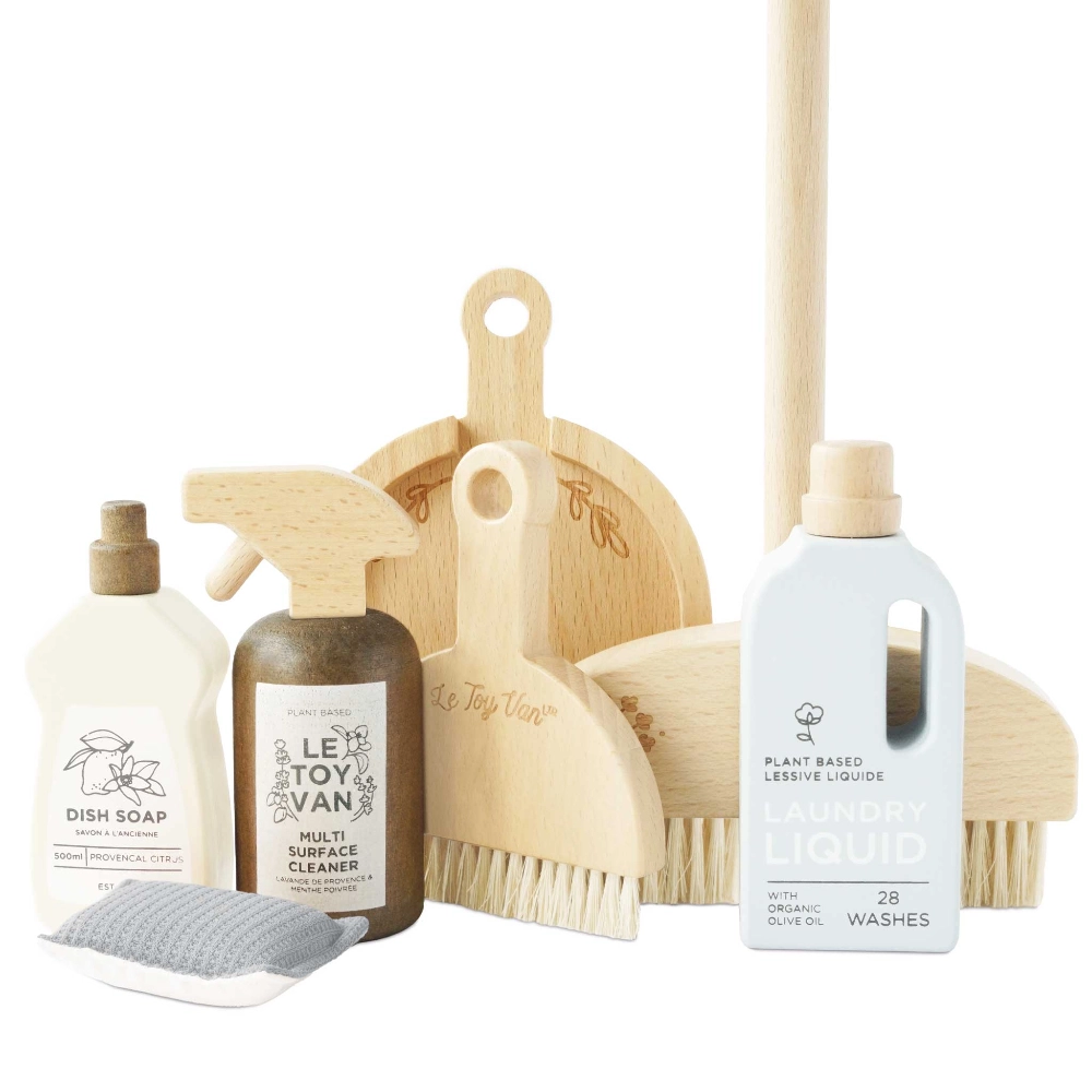 This Le Toy Van Eco-friendly Cleaning Set will encourage little ones to embrace a tidy environment in a playful and engaging manner.
