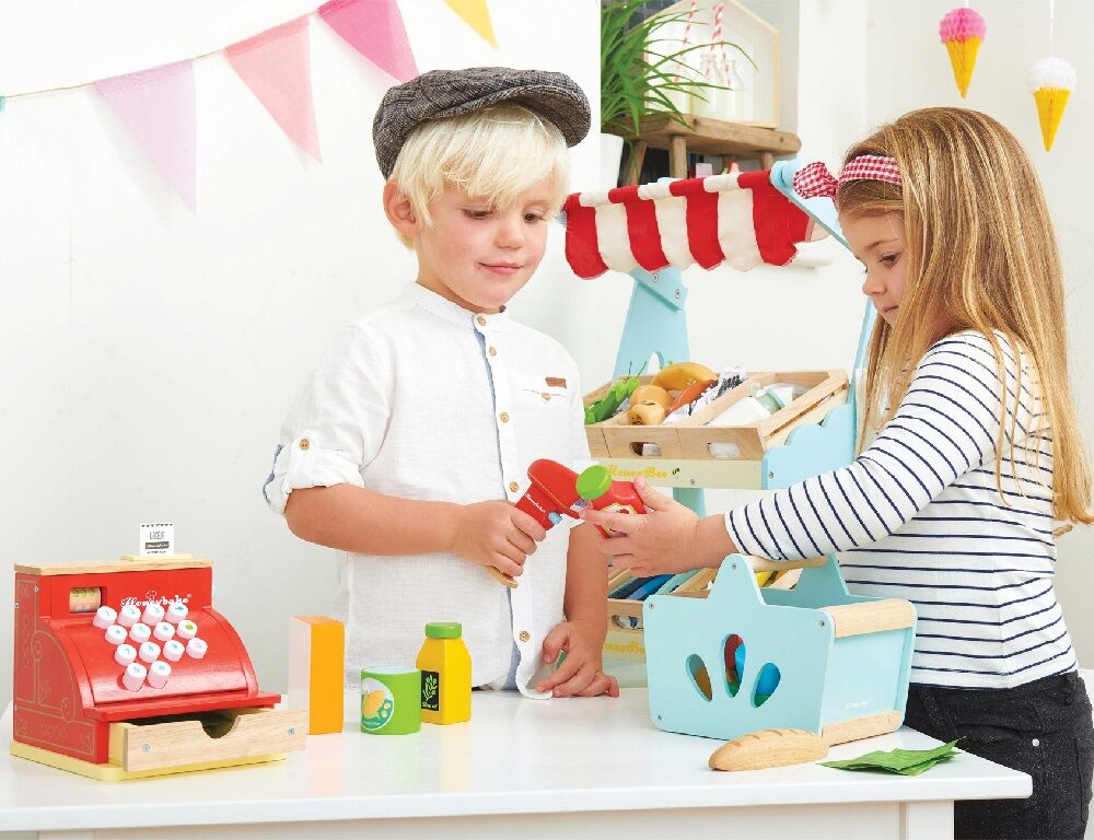 Le Toy Van Grocery Set & Scanner - Image 3