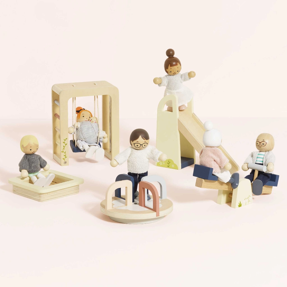 Le Toy Van Outdoor Playset 5