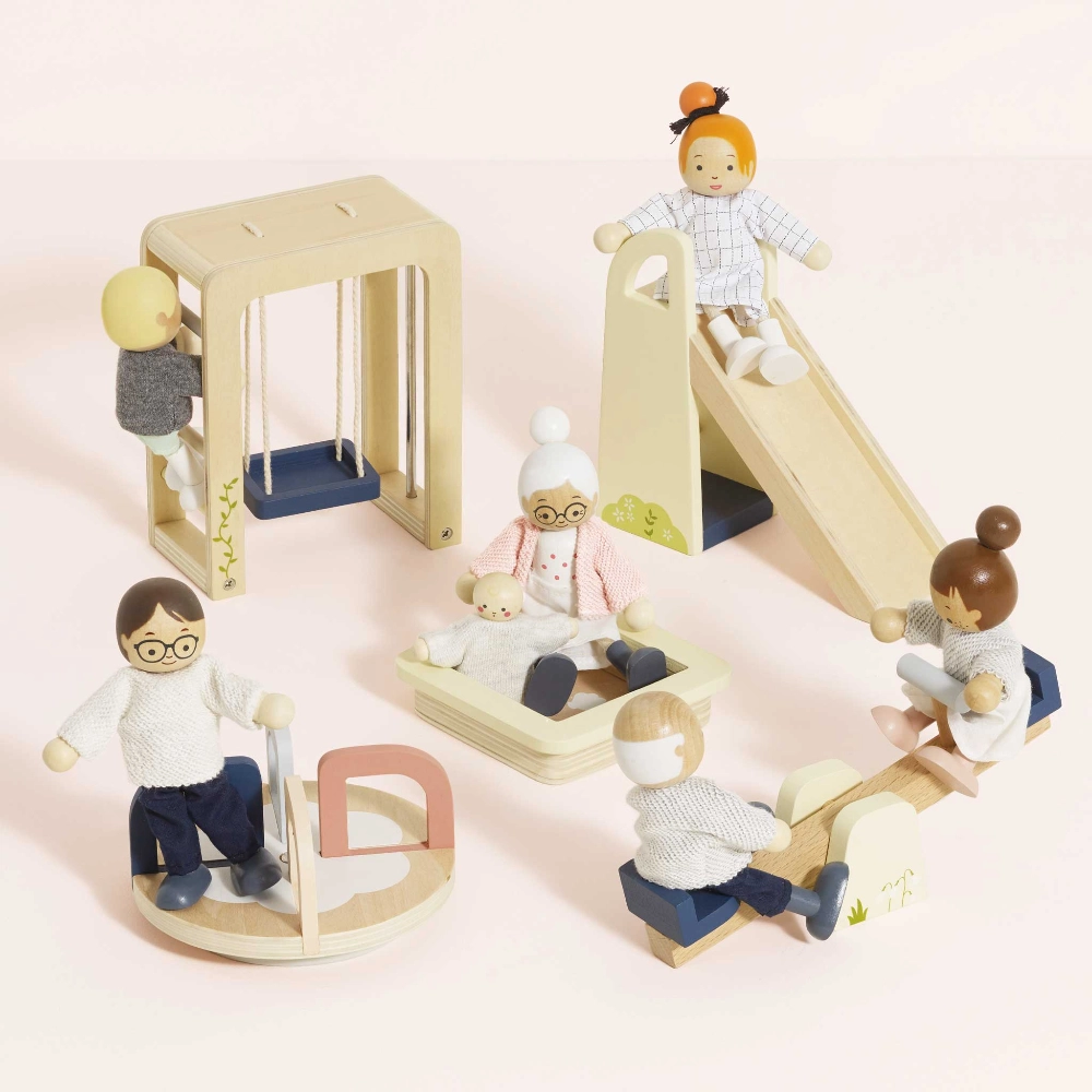 Le Toy Van Outdoor Playset 6