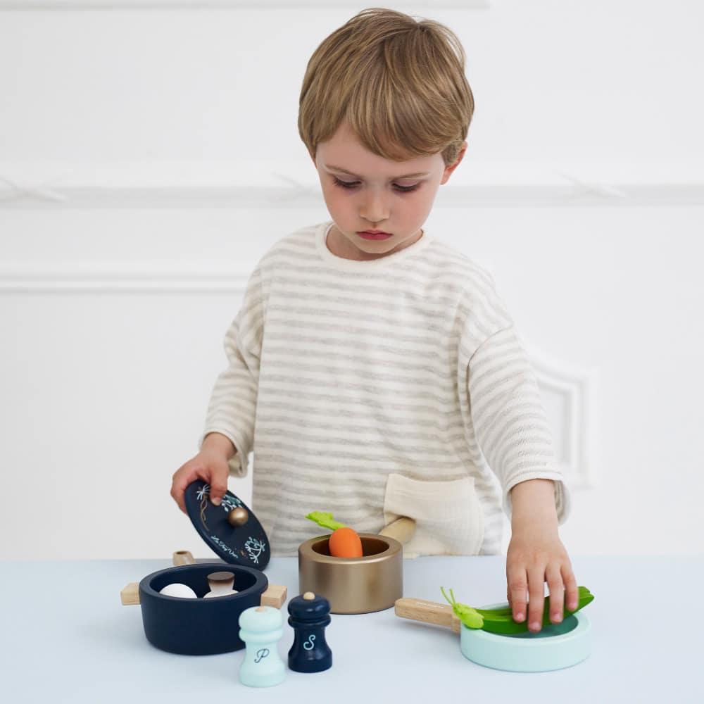 Le Toy Van Pots & Pans - Image 2
