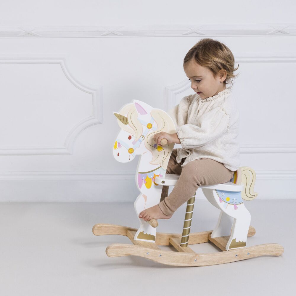 Le Toy Van Rocking Unicorn Carousel - Image 3