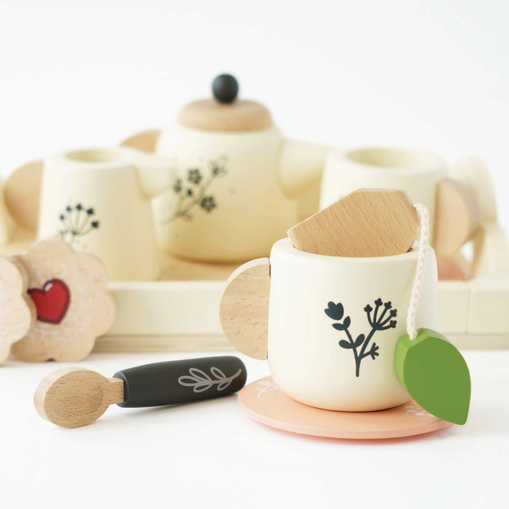 Le Toy Van Tea Set 08