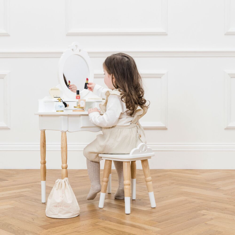Le Toy Van Vanity Table with Stool - Image 5
