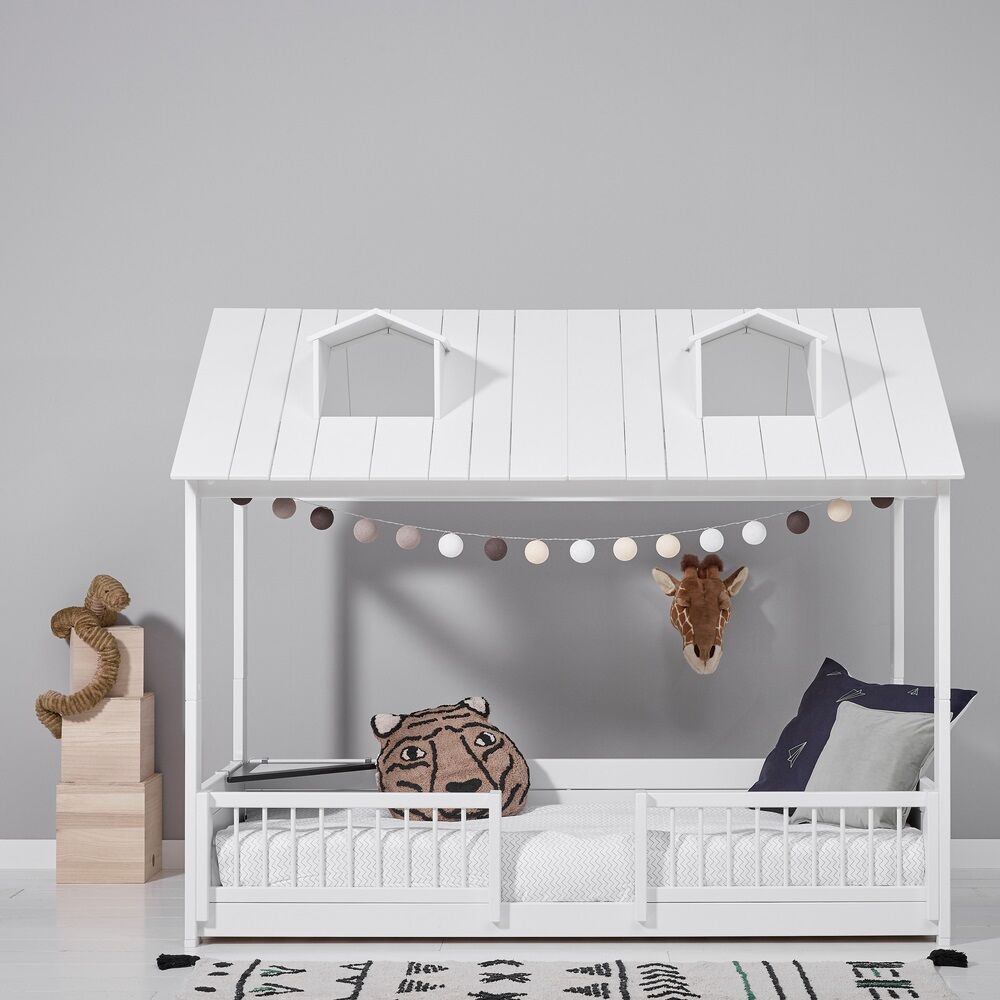 Lifetime Beach House 2 in 1 Bed is a beautifully made kids bed with roof panels and front guarding, ideal for toddlers moving to bigger bed