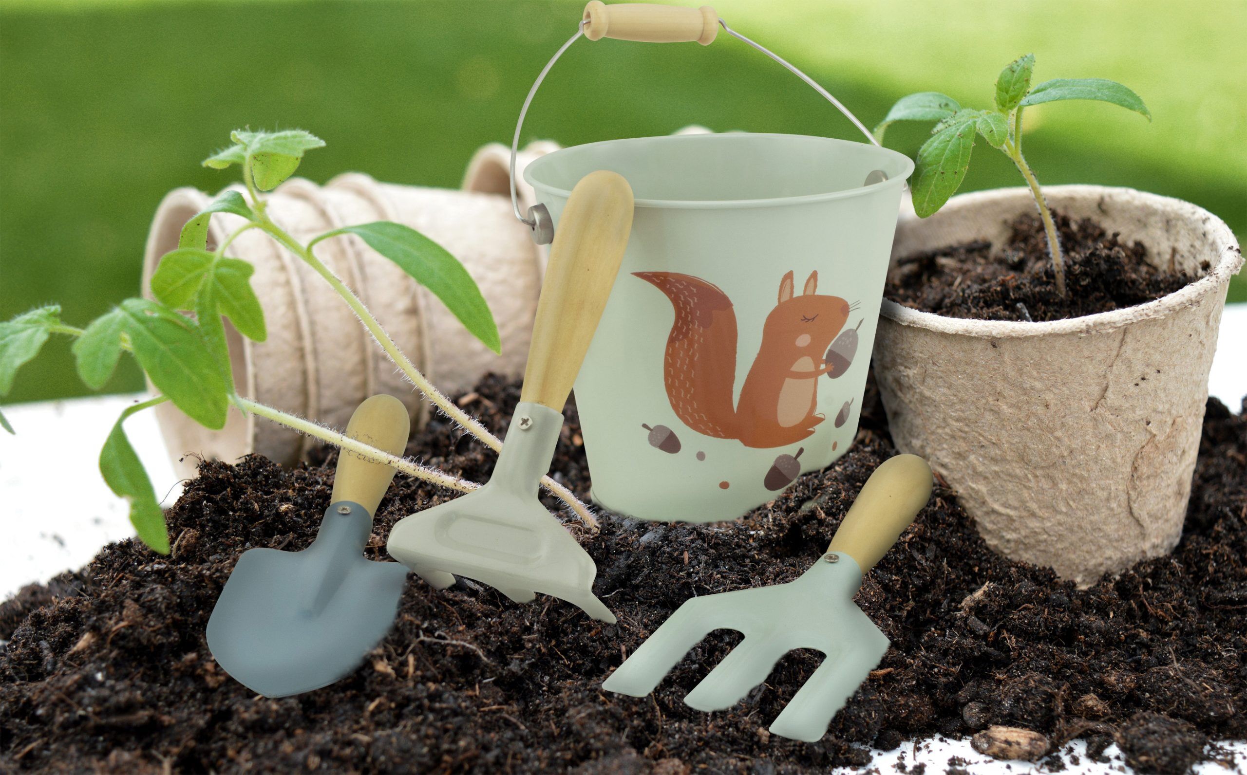 Squirrel Garden Tool Set 1