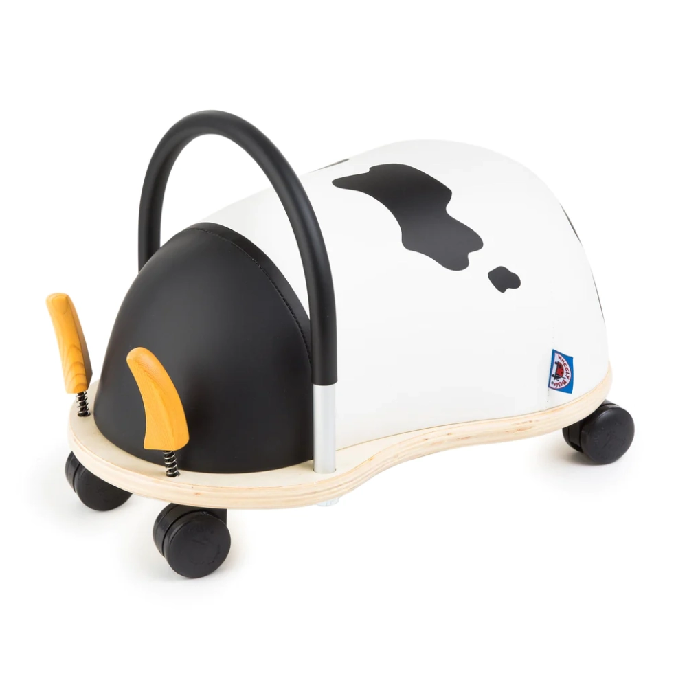 Wheelybug Large Cow has been designed with little adventurers in mind, featuring a sturdy wooden base and a soft cover that's cute and comfortable.