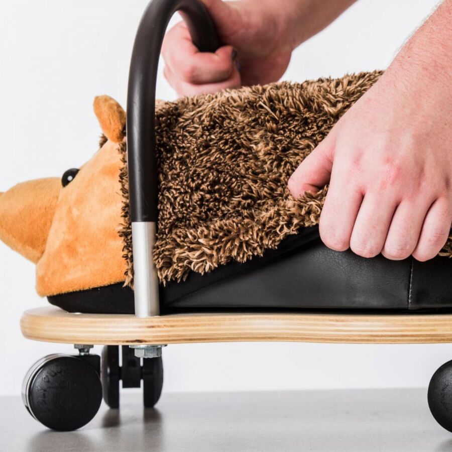 Wheelybug Plush Hedgehog - Image 4